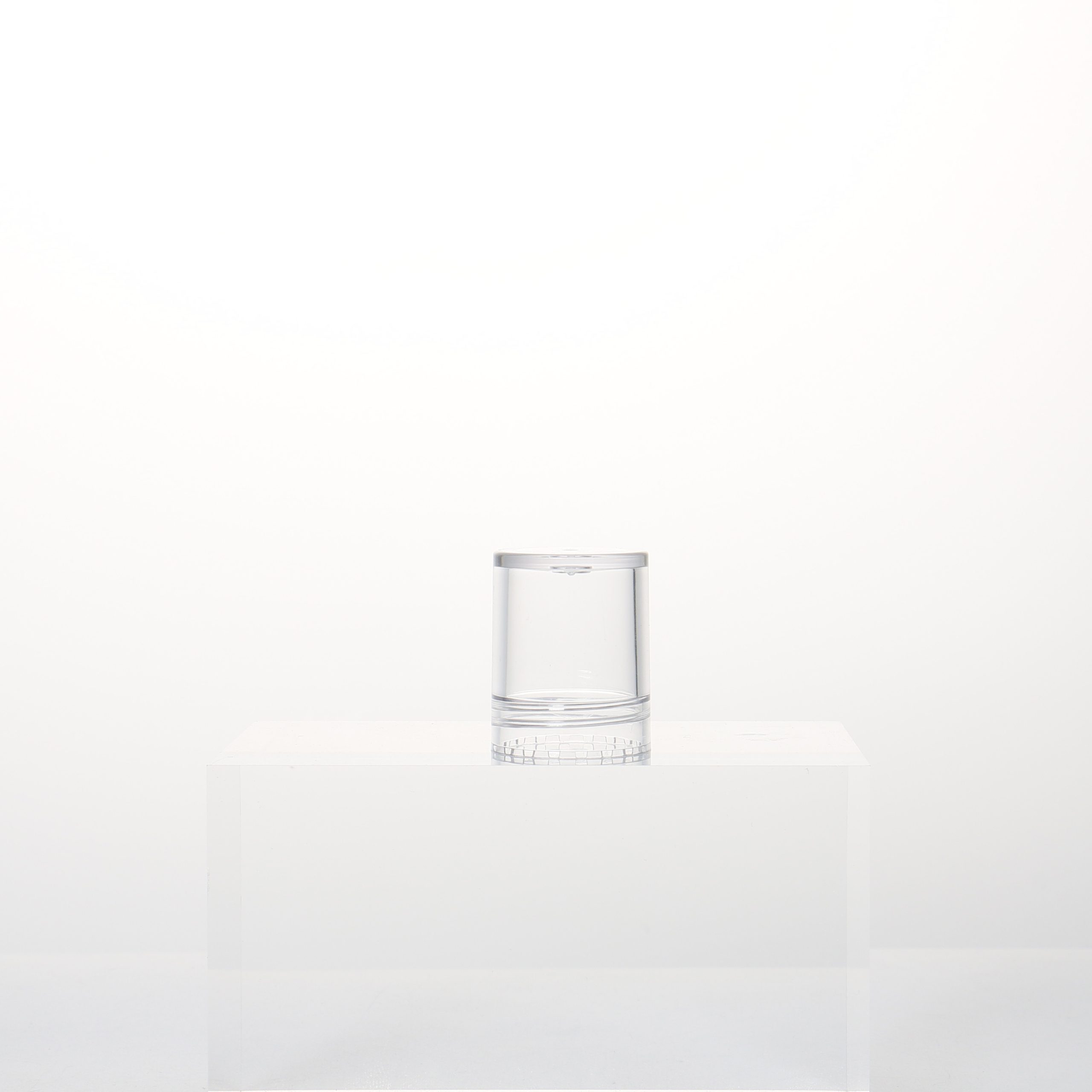 Luxurious Eye Serum Syringe Airless Dropper Bottle Customized 15ml Airless Pump Frosted Bottle Mini Airless Press Essence Bottle