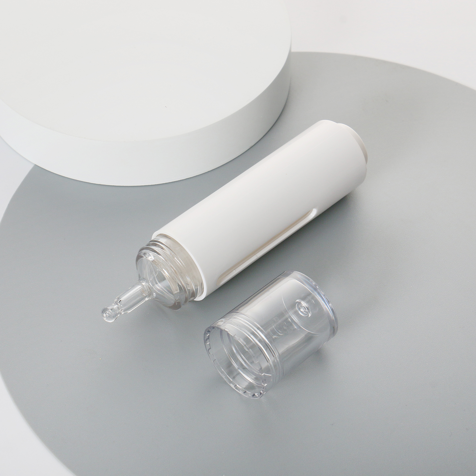 Luxurious Eye Serum Syringe Airless Dropper Bottle Customized 15ml Airless Pump Frosted Bottle Mini Airless Press Essence Bottle