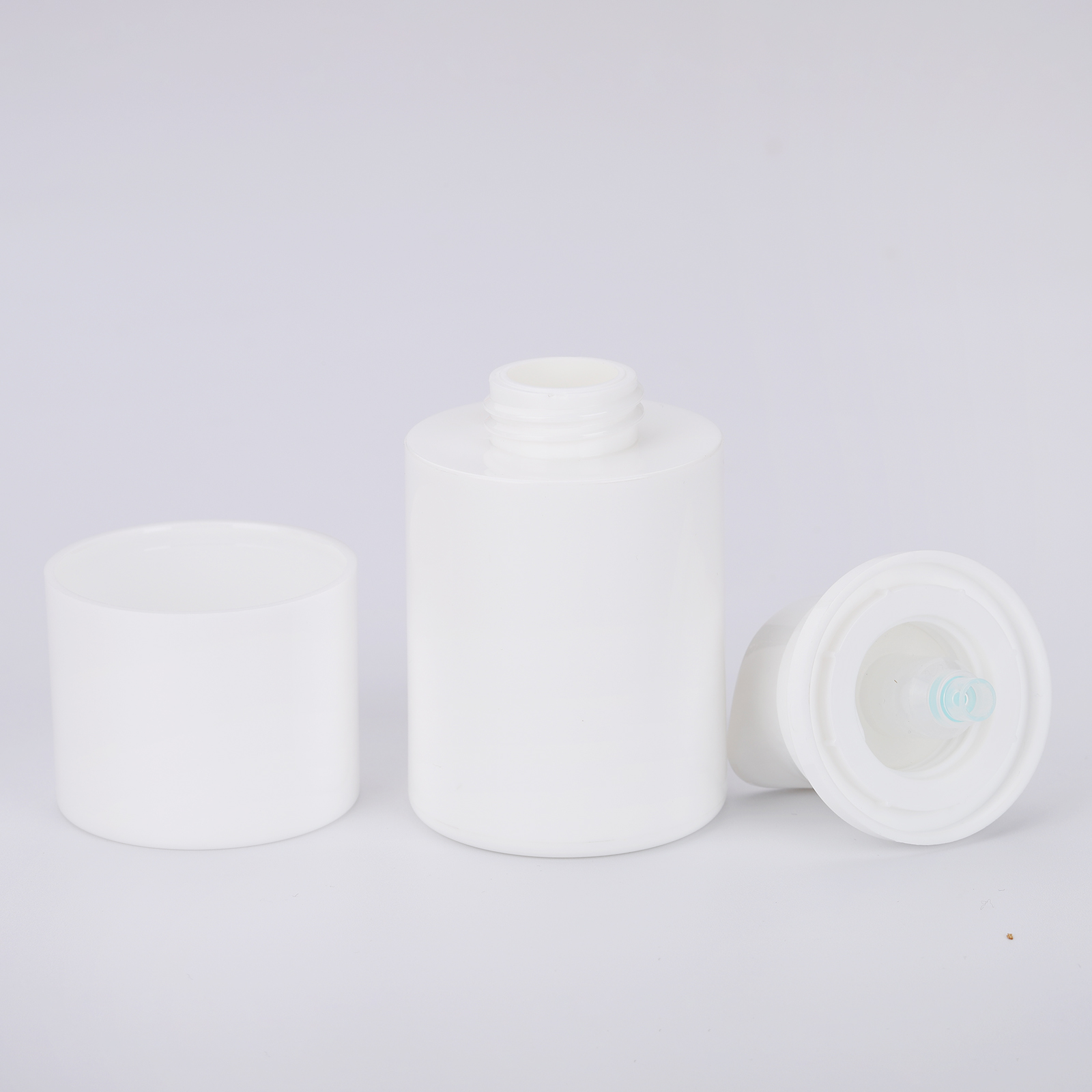 30ml 100ml New Arrival Empty White Eco Friendly Cylinder Airless Pump Bottle