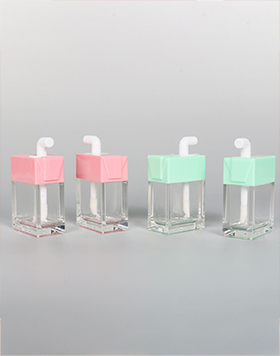 Multicolor Red Color Modern Square Lip Gloss Tubes Unique Design Plastic Lipgloss Wand Tubes With Custom Logo