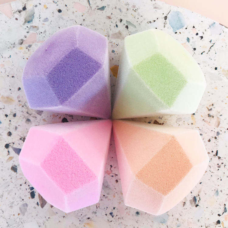 Latex Free Purple Blue Color Super Soft Microfiber Velvet Diamond Makeup Blender Sponges For Face Foundation