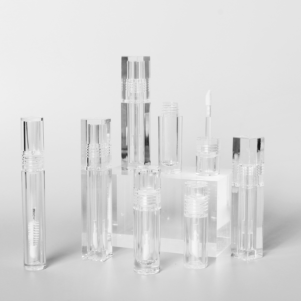 Cylinder Private Label Lip Gloss Container PETG Square Full Clear Customized Transparent Lipgloss Tubes With Applicator And Wand