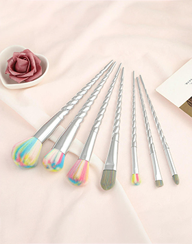 Portable Travel Colorful Bristles Cosmetic Brush Set 7pcs Luxury Unicorns Makeup Brushes With Silver Handle