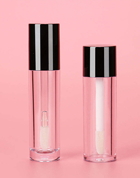 18.7ml  21ml Large Capacity Lip Gloss Tube Big Wand Empty Lip Oil Bottle Concealer Tube With Brush