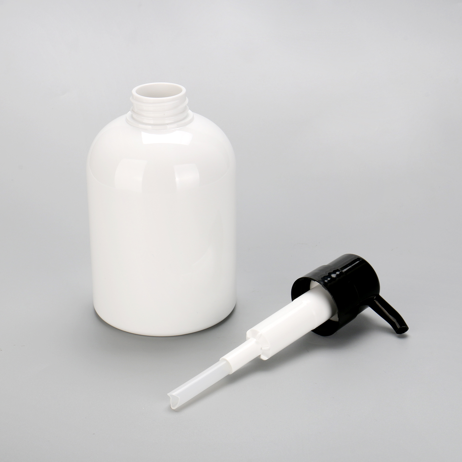 300ml 400ml 500ml 600ml PET Plastic Round Lotion Pump Liquid Soap Hand Wash Bottle With Black Pump Head