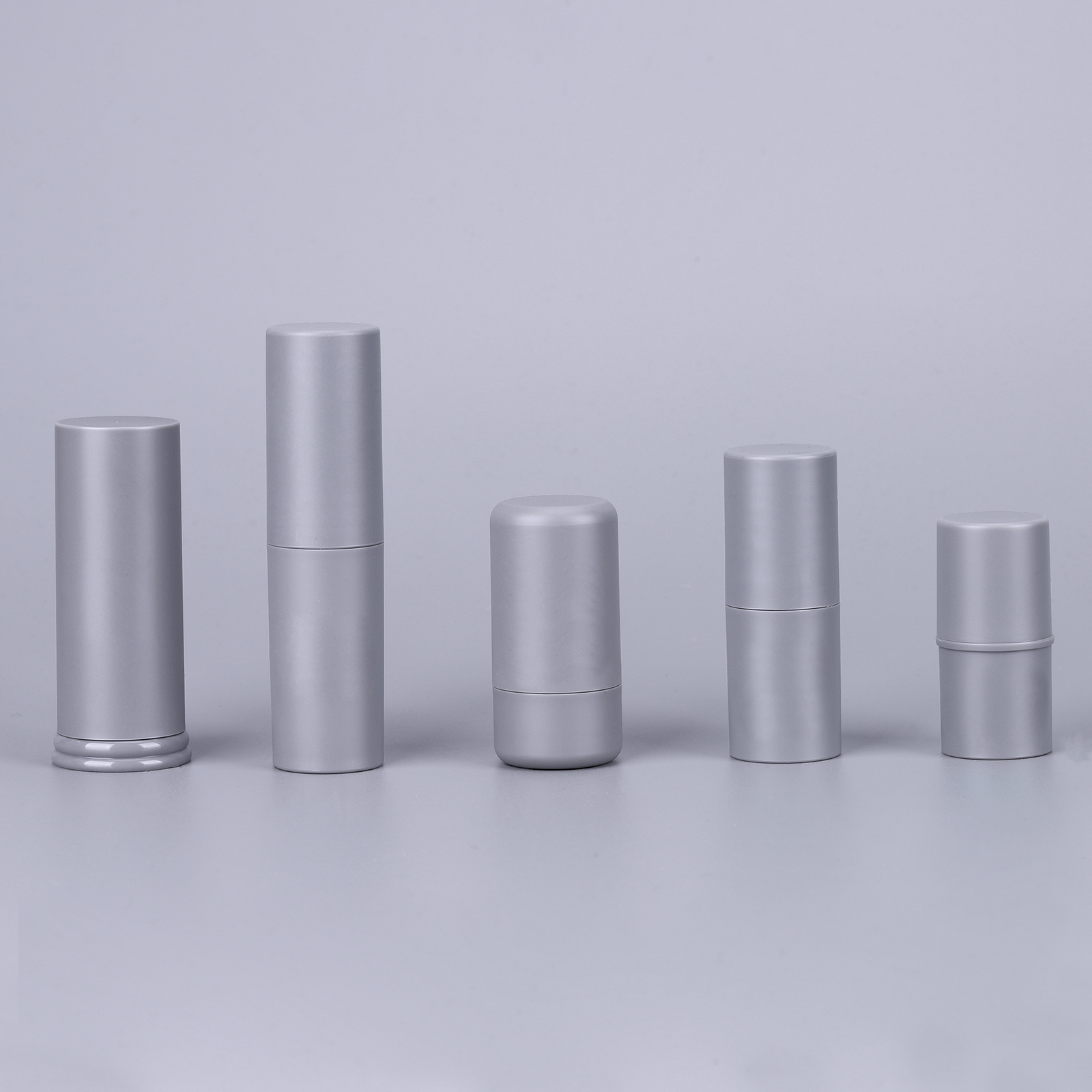 Sustainable Packing Round Empty Foundation Stick Tube Containers Recycled PP Plastic Twist Up Lip Balm Tube