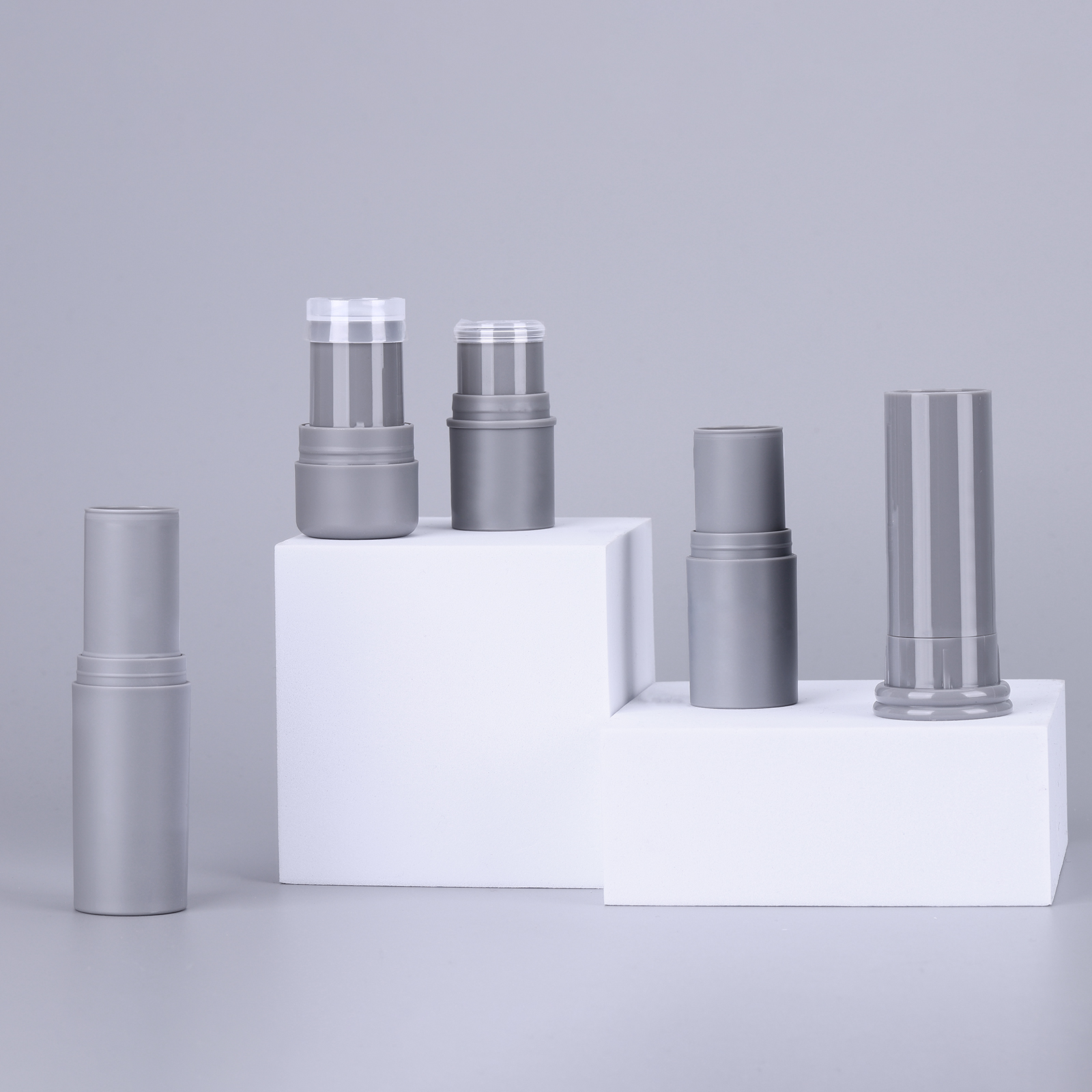 Sustainable Packing Round Empty Foundation Stick Tube Containers Recycled PP Plastic Twist Up Lip Balm Tube
