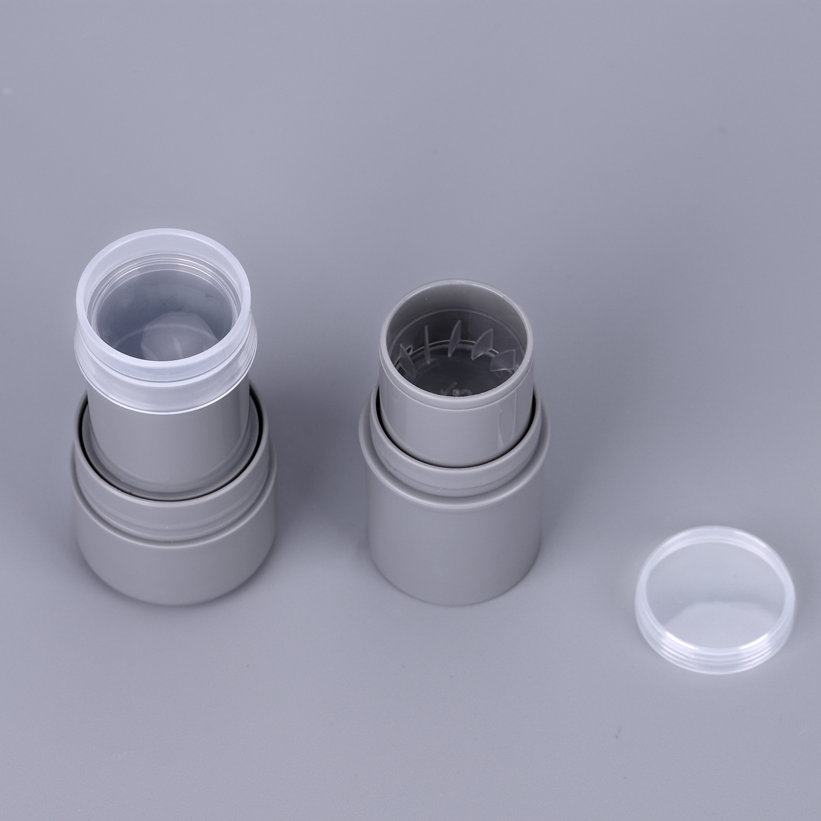 Sustainable Packing Round Empty Foundation Stick Tube Containers Recycled PP Plastic Twist Up Lip Balm Tube