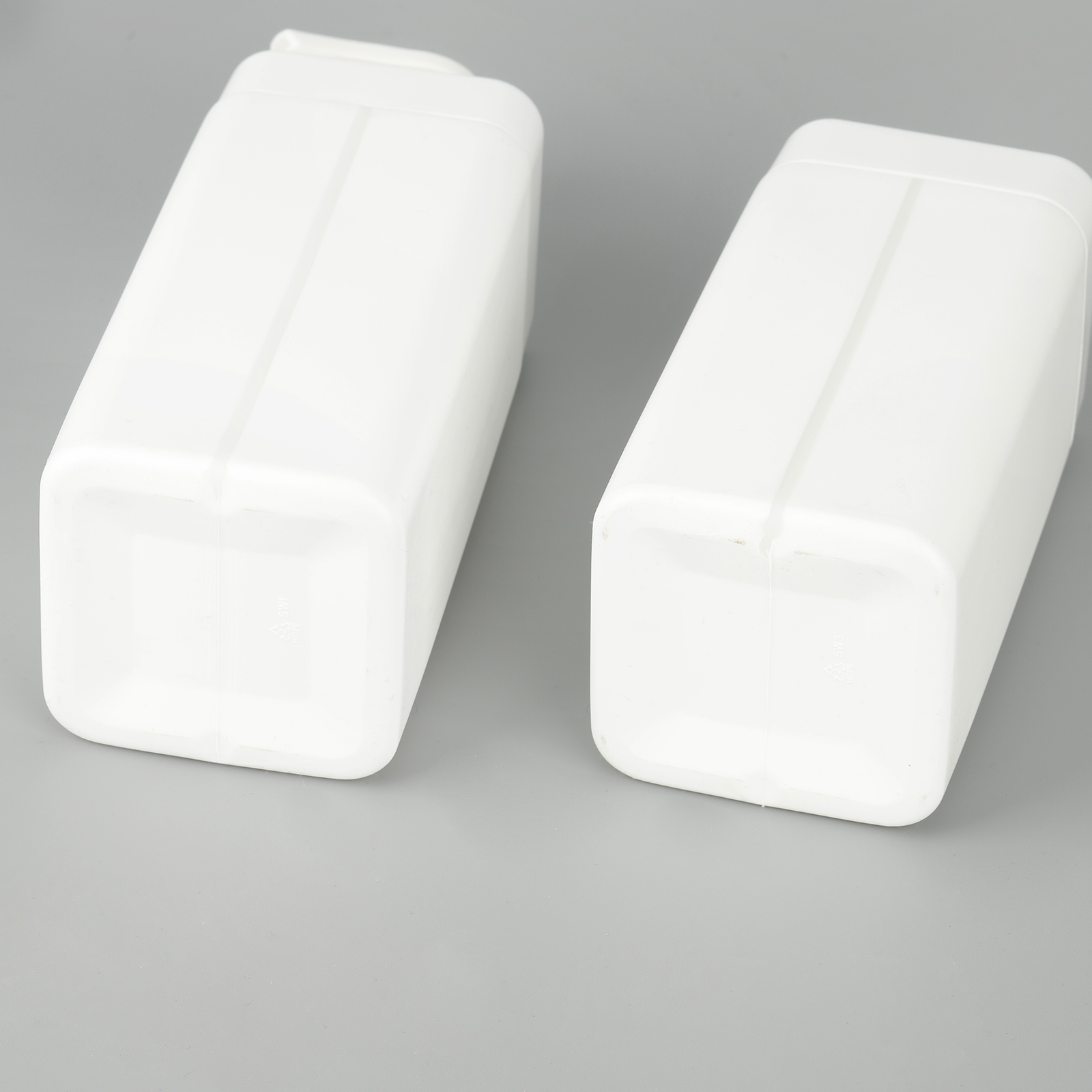 Custom 500ml 800ml Square HDPE Plastic Shampoo Container Cosmetic Bottle Packaging With Lotion Pump